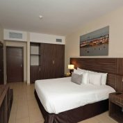 Clarion Victoria Hotel & Suites