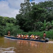 Zu Besuch im Indianer Dorf Embera Quera