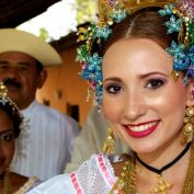 Typical Dinner & Folkloric Show