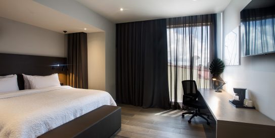 Hampton by Hilton